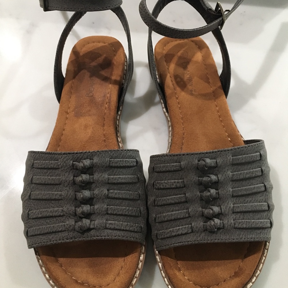 Bearpaw sandals